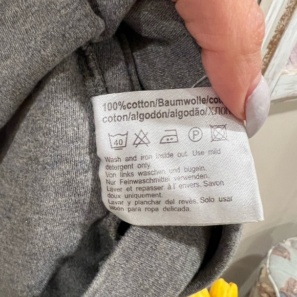 🔥Hugo Boss Sweatshirt 🔥 - Picture 4 of 6